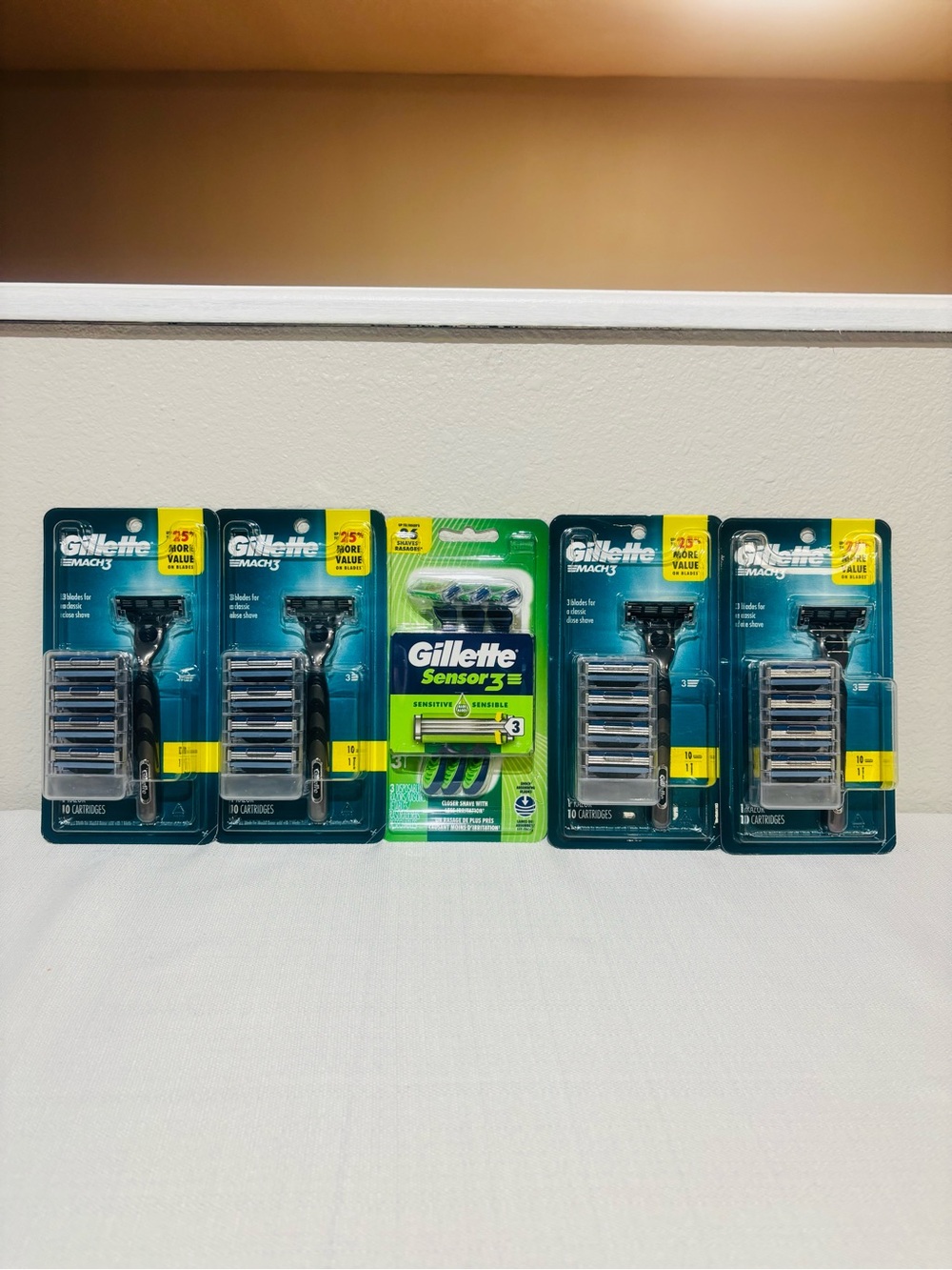 Disposable Razor and Cartridge Pack - Blue/Green